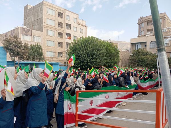 بازگشت به صحنه علم،مدارس متوسطه  شهرستان قدس آماده ساخت آینده