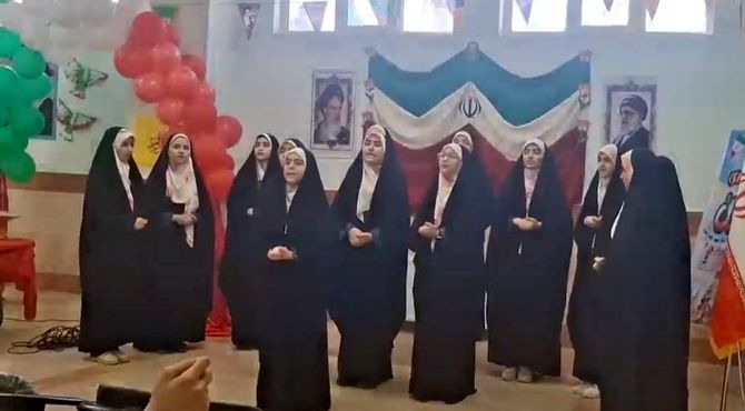 زنگ انقلاب در مدارس البرز طنین‌انداز شد