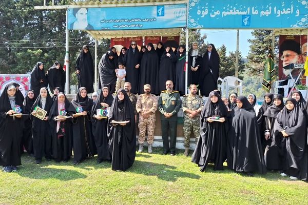 افزایش آمادگی رزمی و دفاعی خواهران بسیجی