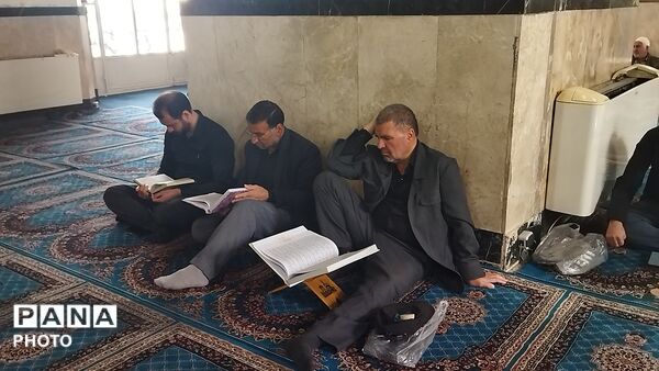 محفل انس باقرآن به یاد شهید آیت الله خامنه ای در نیشابور 