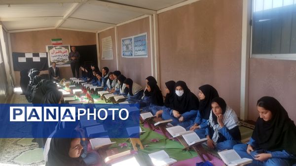 محفل انس با قرآن کریم در بخش‌های میمه و زرین آباد 