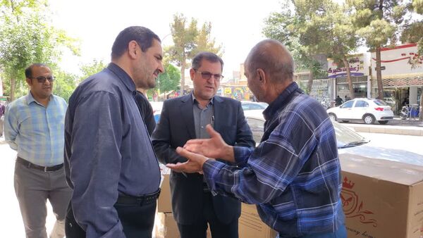 بازدید و نظارت بر بازار با حضور فرماندار و رئیس اداره صمت شهرستان کاشمر