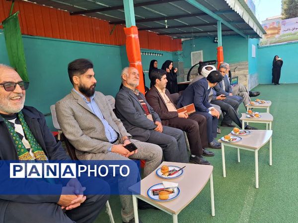 جشن کتابنوش در ناحیه۶ مشهد