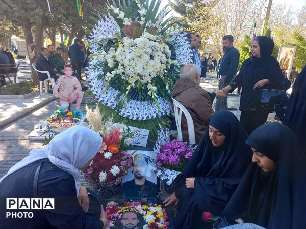 چهلم شهید علی ترکمن در ملایر