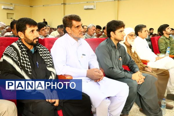 گردهمایی سران طوایف قلعه‌گنج در رزمایش بزرگ «فدائیان ولایت»