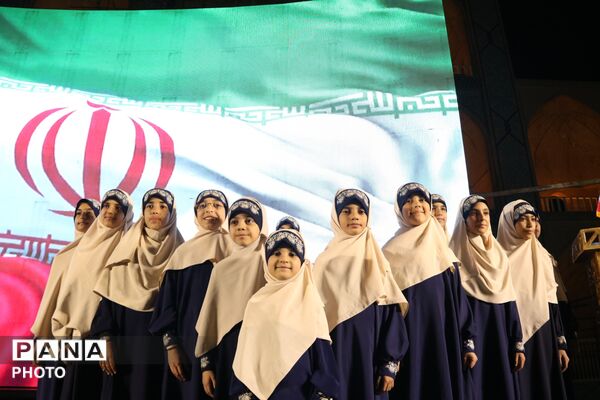 حضور شهردار تهران در آیین شبانه امیرچخماق