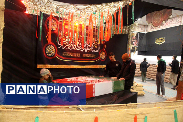 حال و هوای حضور نوجوانان در معراج الشهدای گمنام استان قم