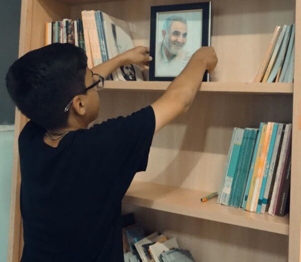 تقدیر از نوجوانان فعال پایگاه بسیج حضرت صاحب الزمان (عج)