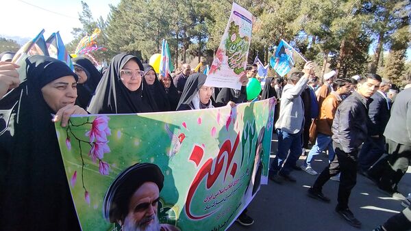 راهپیمایی ۲۲ بهمن در خراسان جنوبی 