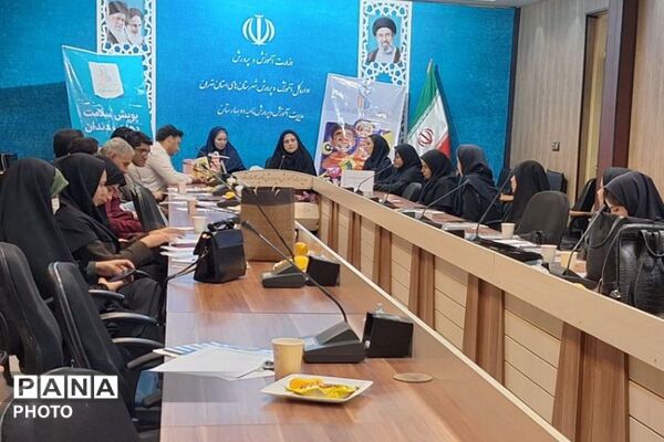 کارگاه توانمندسازی مراقبین سلامت ناحیه دو بهارستان