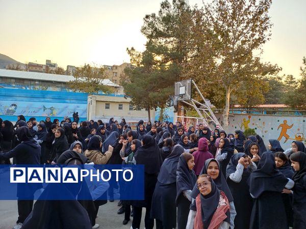 برگزاری انتخابات شورای دانش آموزی در دبیرستان مطهره ناحیه ۶