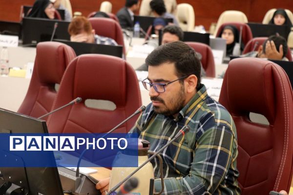 اتاق کنترل وضعیت ستاد انتخابات شهر مشهد در دور دوم انتخابات ریاست جمهوری 