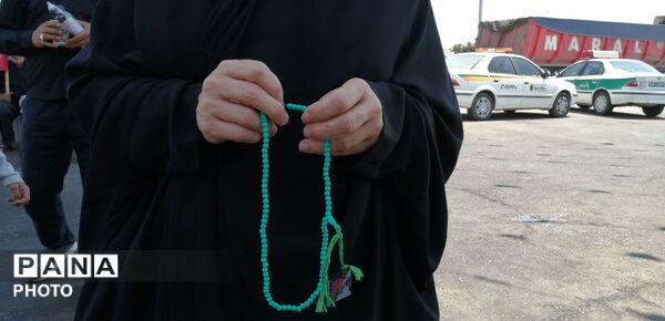  خدمت صادقانه خادمان و پذیرایی گرم از زائران در موکب تنکمان