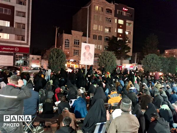 مراسم احیا در اولین شب قدر و هشتمین شب مراسم شهادت ایت الله خامنه ای 