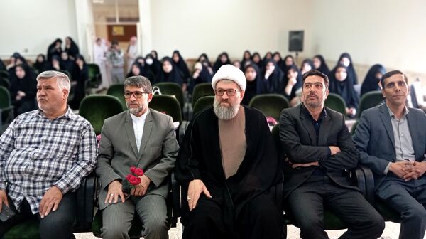 آیین تجلیل از برگزیدگان چهل و سومین دوره مسابقات قرآن، عترت و نماز شهرستان بن