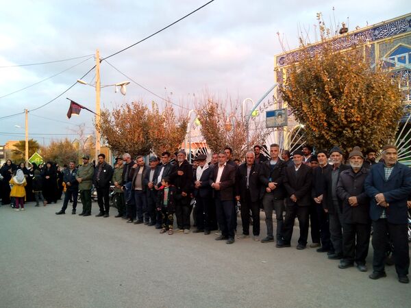 مراسم وداع با شهید گمنام در روستای جابوز شهرستان خلیل‌آباد 