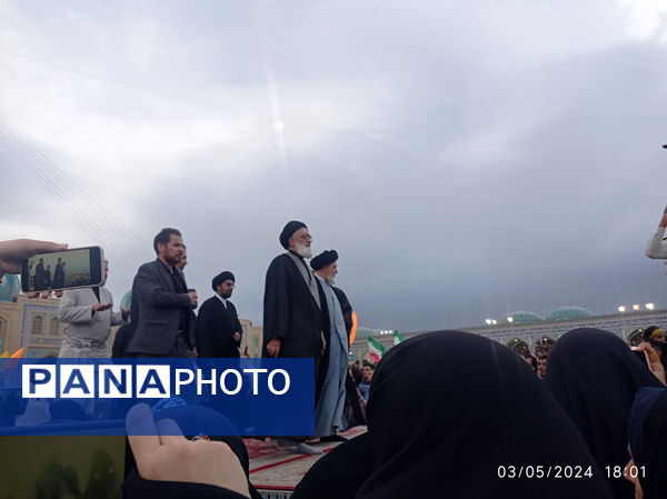 مراسم تشییع و خاکسپاری دو شهید گمنام دوران دفاع مقدس در قم