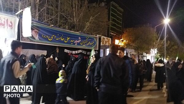 فرهنگیان نیشابور آمادگی خود را برای دفاع از وطن  اعلام کردند