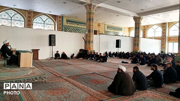 جلسه توجیهی خادمان مسجد جمکران در آستانه تشییع پیکر آقای شهید ایران