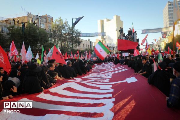 تشییع رهبر شهید در مشهد