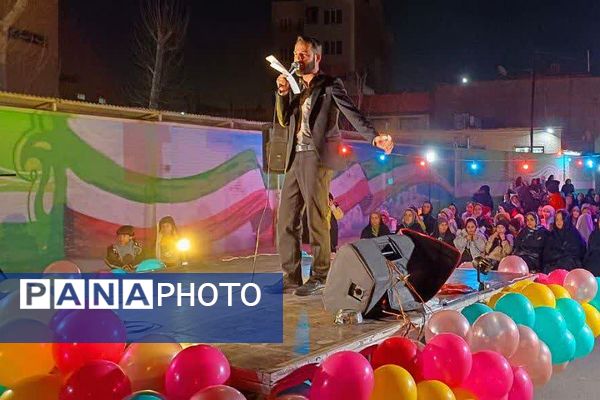 جشن خیابانی و هئیت هفتگی دختران دبیرستان شهید رستمرودی به مناسبت ولادت حضرت رقیه(س) 