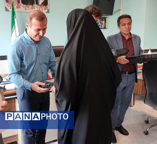 تقدیر از دانش‌آموز خبرنگاران پانا در شهرستان سملقان