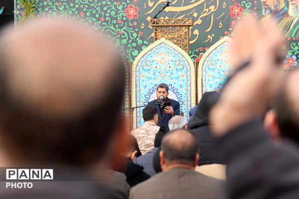 برپایی باشکوه نماز عید فطر در یزد