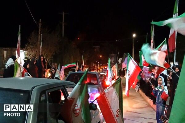گذری بر رژه خودرویی در شهر دارالسادات بار نیشابور 