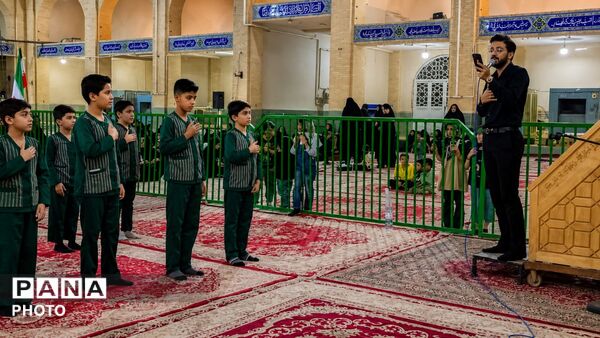 حسینیه میونگاه بافق میزبان مراسم رهبر شهید ایران