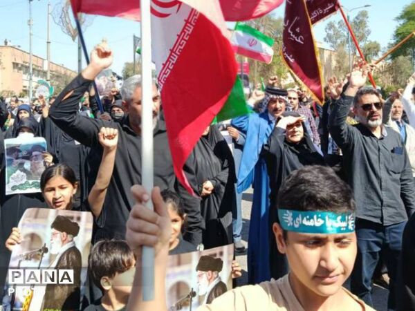 بیعت مردم اهواز با سومین رهبر انقلاب اسلامی