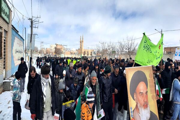 راهپیمایی ۲۲ بهمن در شهر تیتکانلو 