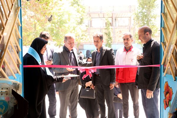 افتتاح نمایشگاه دست‌سازه در هنرستان دخترانه ثمین