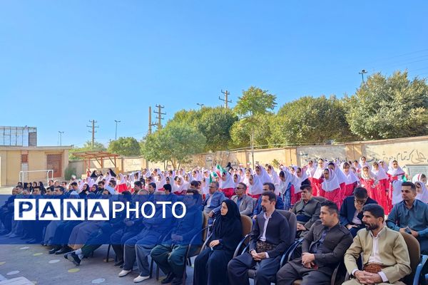 مراسم بازگشایی مدارس و گرامیداشت هفته دفاع مقدس در ثلاث باباجانی 