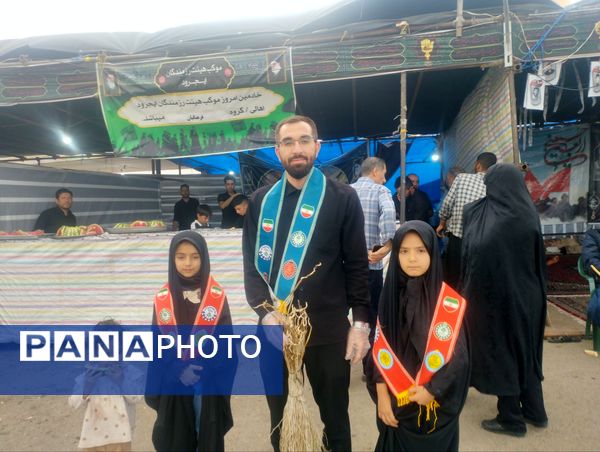 خدمت‌رسانی فرهنگیان و دانش‌آموزان پیشتاز زنجانی در موکب هیات رزمندگان ایجرود