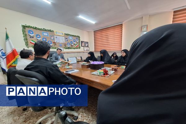 جلسه هم‌اندیشی بسیج و معاونت پرورشی شهرستان قدس جهت هماهنگی تابستانی پربار 