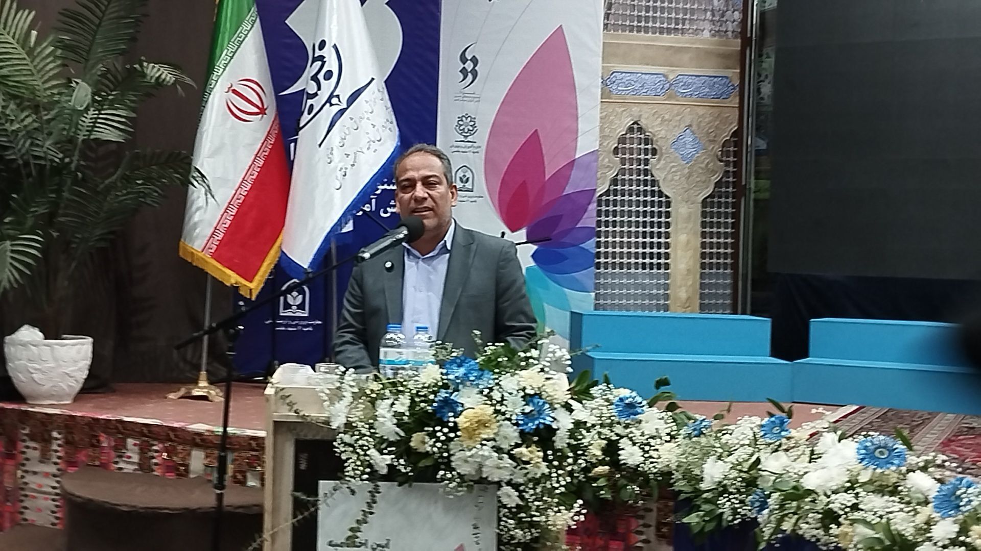 ۳۰۰ دانش آموز در جشنواره فرهنگی هنری درخشیدند