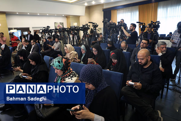 نشست خبری رئیس سازمان انرژی اتمی
