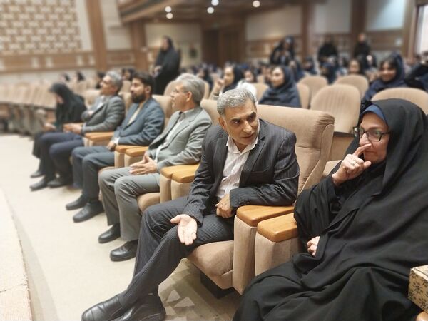 جشن روز دختر در هنرستان امام حسن مجتبی(ع) با حضور مسئولان ناحیه ۶