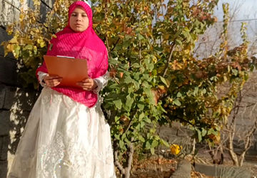 بارش باران بر دامن پرمهر طبیعت جنگلی روستای بختیاری خاتم