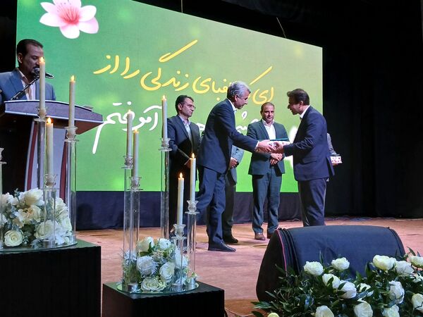 معلم؛ نردبان آسمان علم