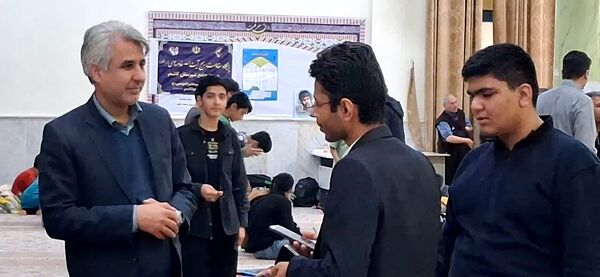 حضور مدیر آموزش و پرورش کاشمر در جمع معتکفین مسجد جامع کاشمر