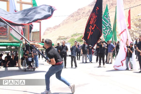 عزاداری ظهر عاشوراحسینی در ده بالا یزد