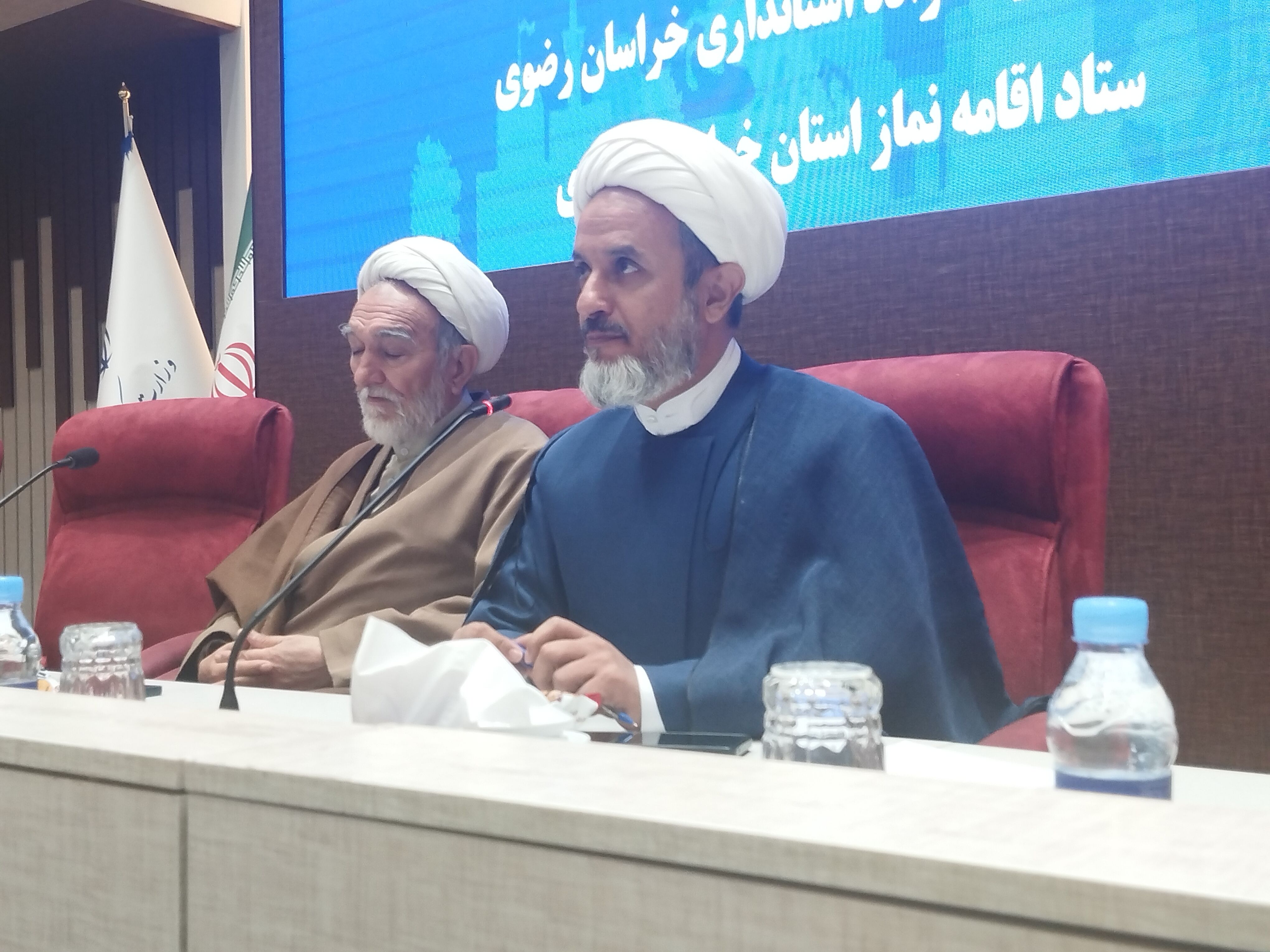 برای کاهش آسیب های اجتماعی باید پیامبر درون مخاطب را روشن کنیم 