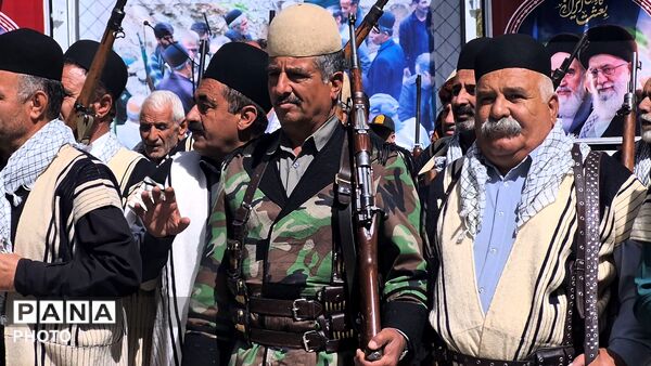 اربعین دو لاله سرخ در فارسان