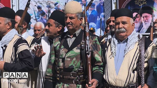 اربعین دو لاله سرخ در فارسان