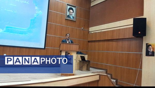 آیین رونمایی و نقد کتاب «عملیات نجات مادربزرگ» در شهرستان ورامین 