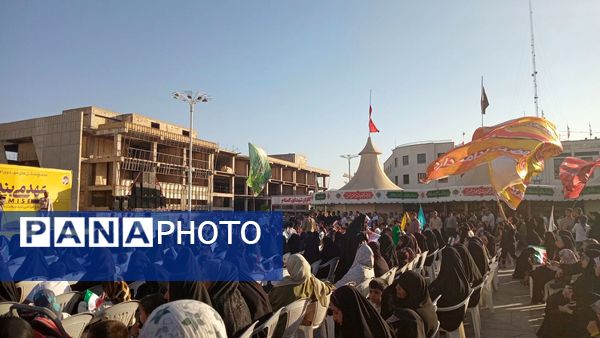 جشن مردمی عید بیعت به مناسبت آغاز امامت حضرت مهدی(عج) در مشهد مقدس