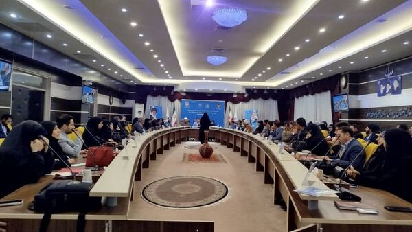 کارگاه توان افزایی کارشناسان قرآن، عترت و نماز و مدیران دارالقرآن‌های استان آذربایجان شرقی 