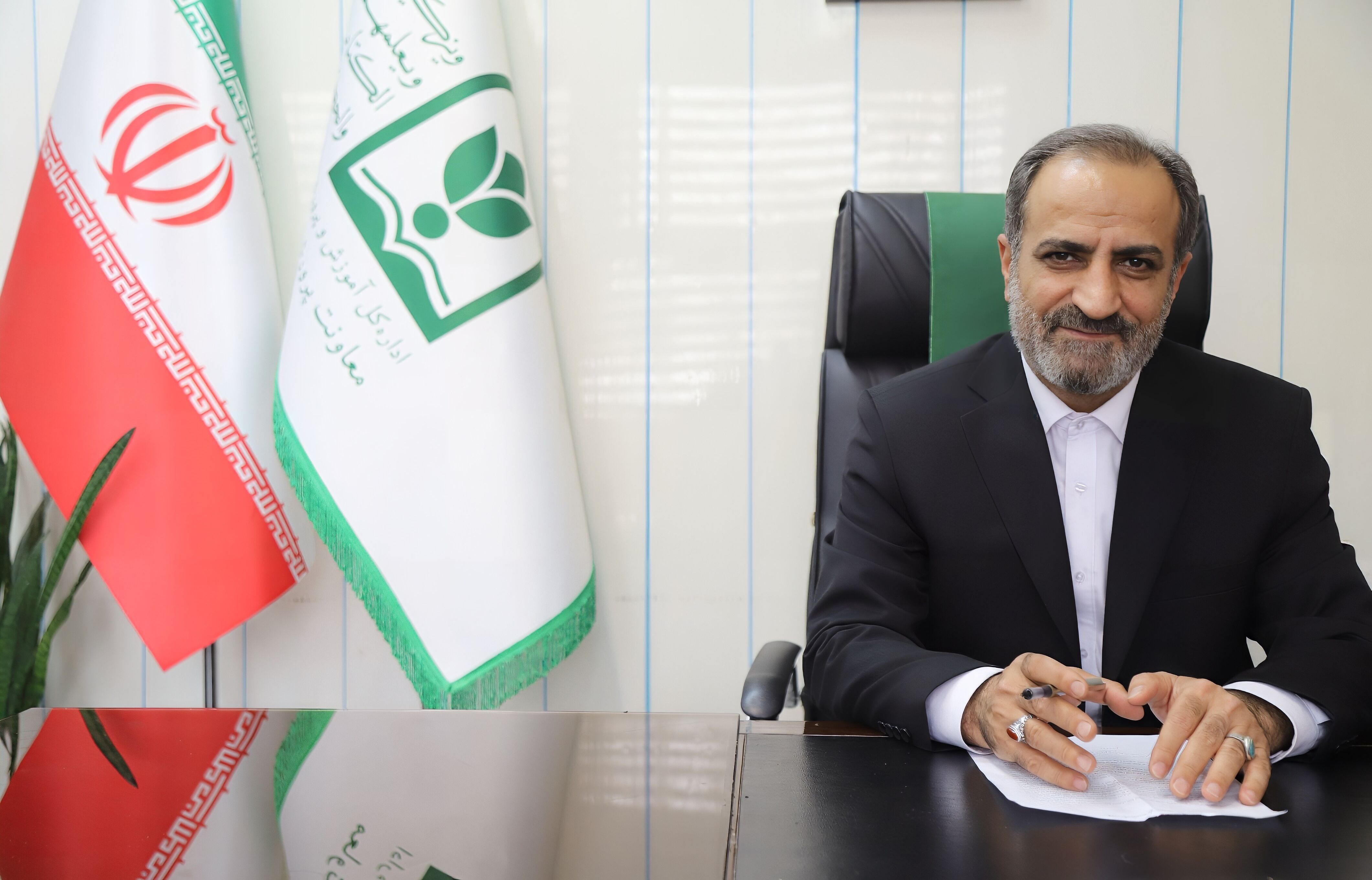 معلمان، طلایه‌داران فردای روشن و معماران جامعه‌ای پیشرفته و متمدن هستند