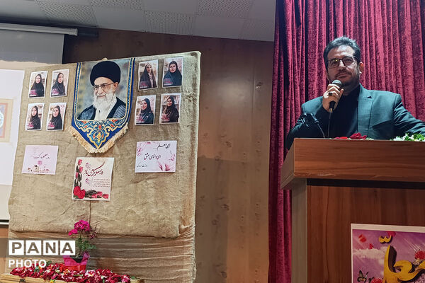 کارکنان اداره‌کل آموزش و پرورش خراسان شمالی 